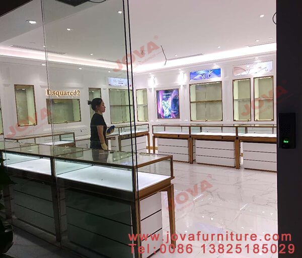 jewelry display ideas for stores