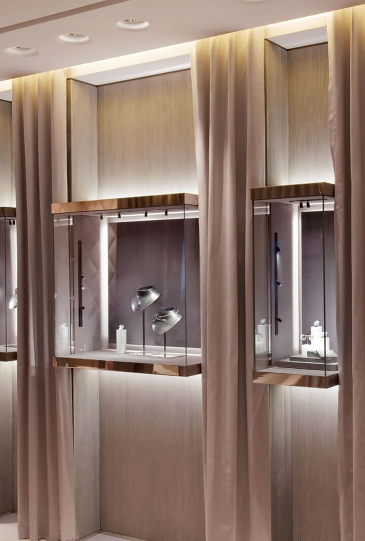 wall mounted jewelry display case