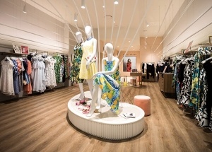 fashion cloth store decoration and display design